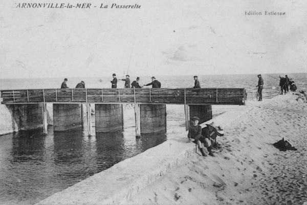 La passerelle à Carnon