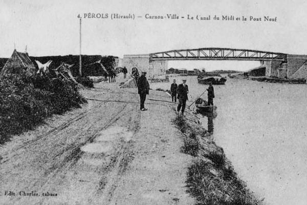 Le pont neuf sur le canal